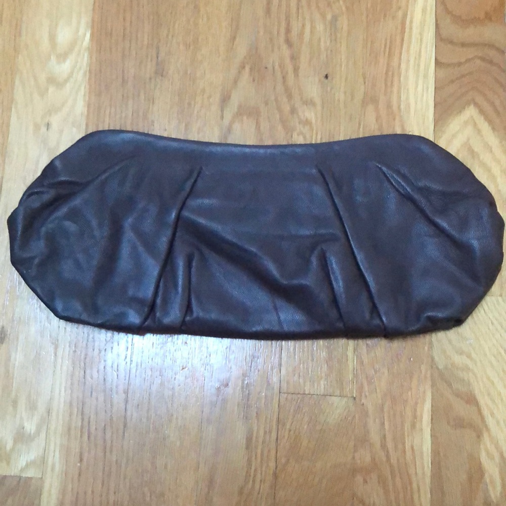 2 Leather clutches - Picture 3 of 6